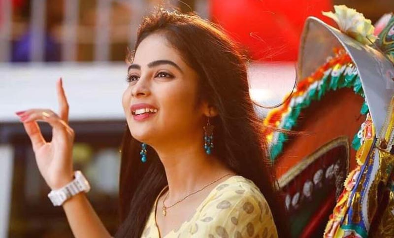 বাংলাদেশি তরুণ অভিনেত্রী লরেন মেন্ডেসের আত্মহত্যা!
